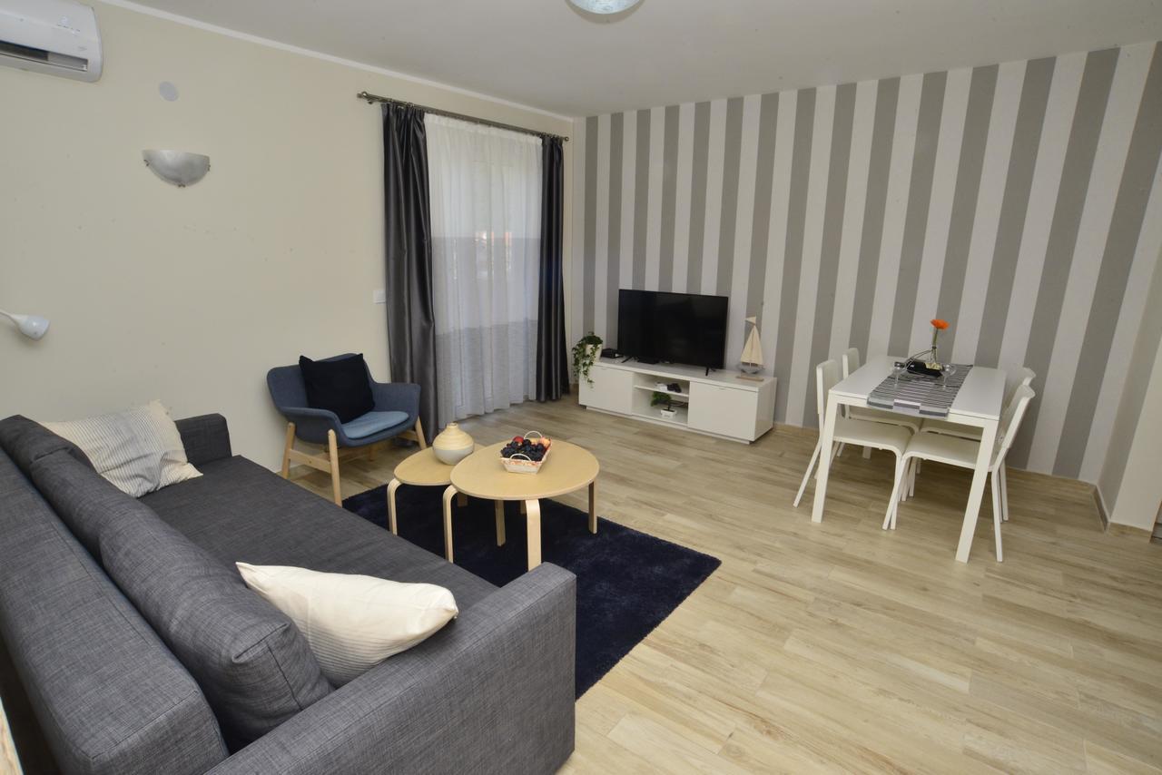 Apartman Bradasevic Tivat Eksteriør bilde