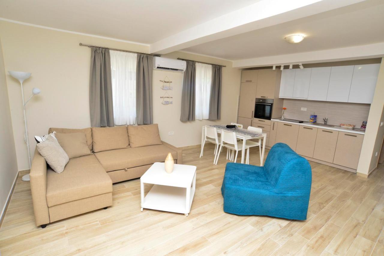 Apartman Bradasevic Tivat Eksteriør bilde